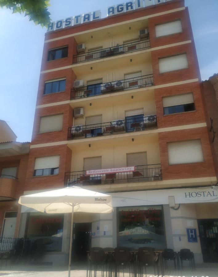 Hostal Agripino Y Restaurante Asiatico Mora Exterior photo